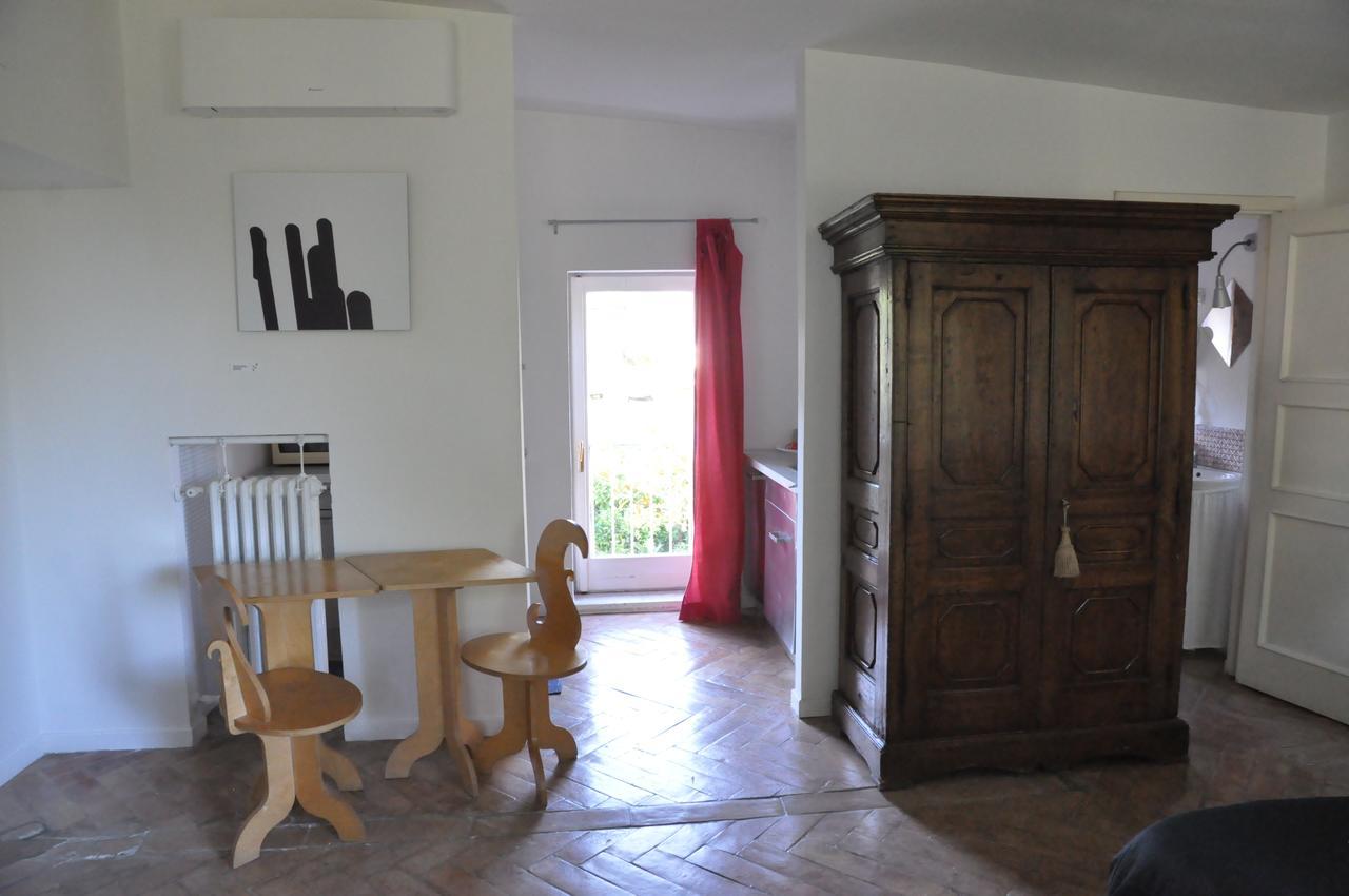 Residenza Le Rose Villa D'Arte Nápoles Quarto foto