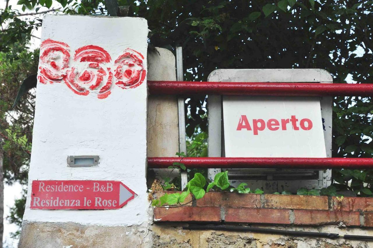 Residenza Le Rose Villa D'Arte Nápoles Exterior foto